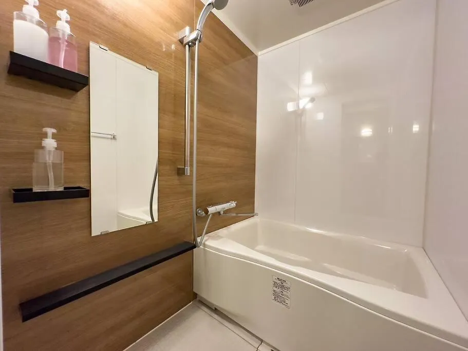 Apartment Tasonegrandstayosaka なんば日本橋高津1