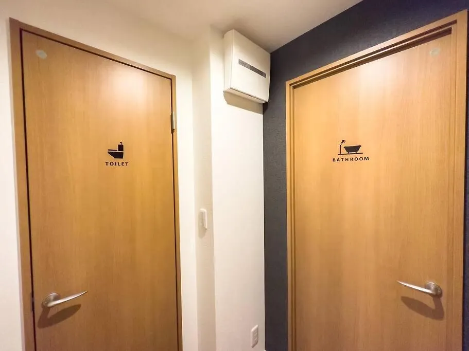 Apartment Tasonegrandstayosaka なんば日本橋高津1
